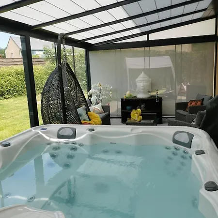 Le Jardin Des Oliviers & Spa, Le Calme De La Campagne, La Foret Et L'evasion A Deux Pas ! Apartment Montcornet (Ardennes)