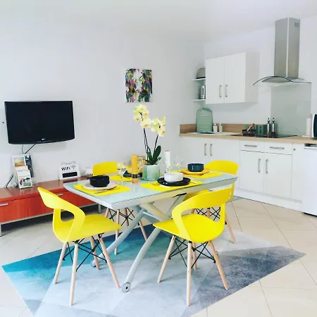 Le Jardin Des Oliviers & Spa, Le Calme De La Campagne, La Foret Et L'evasion A Deux Pas ! Apartment *