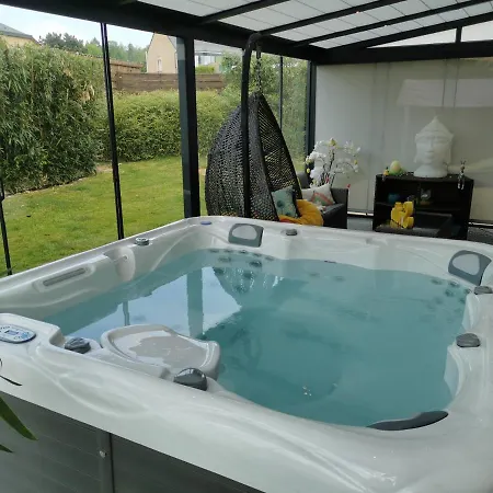Le Jardin Des Oliviers & Spa, Le Calme De La Campagne, La Foret Et L'evasion A Deux Pas ! Apartment *