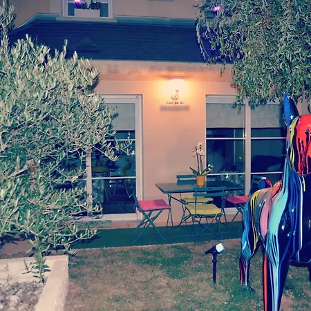 Le Jardin Des Oliviers & Spa, Le Calme De La Campagne, La Foret Et L'evasion A Deux Pas !